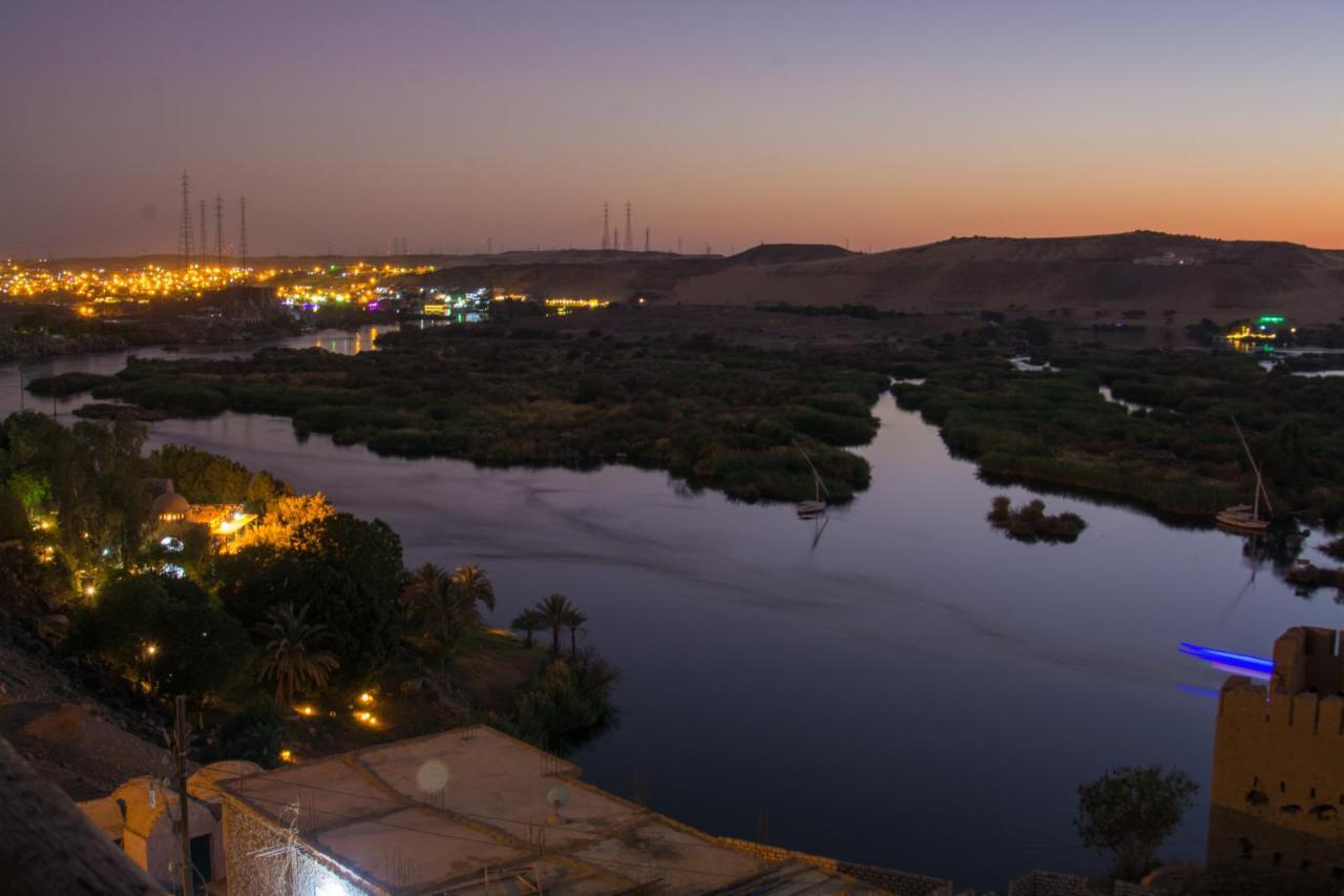 Aswan Nile Palace エクステリア 写真